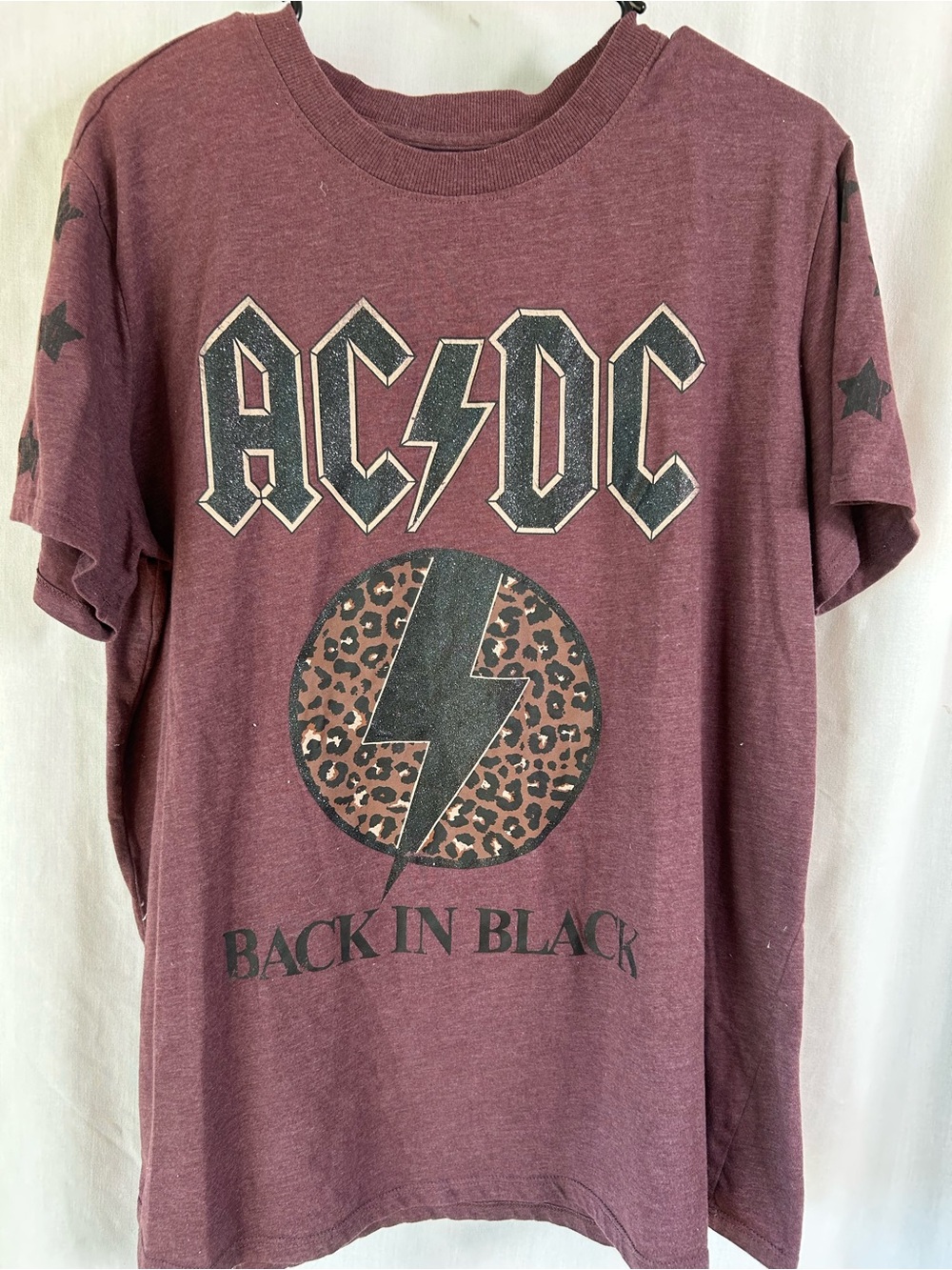AC/DC Men's Maroon Leopard Lightning Short Sleeve Tee
